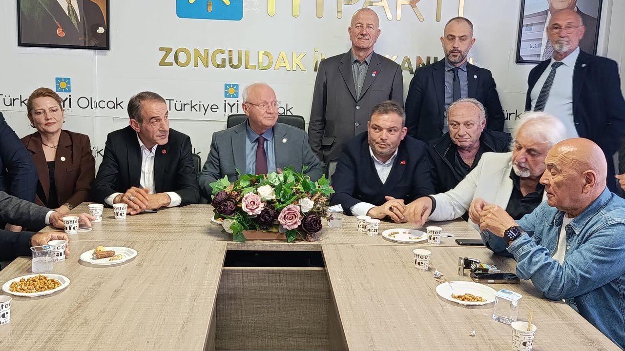 İYİ Parti Zonguldak İl Teşkilatı’nda Bayram Coşkusu