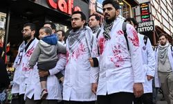 Hekimler, Gazze’deki katliam için ‘sessiz’ yürüyecek