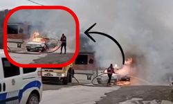 Seyir halindeki otomobil alev alev yandı!