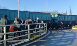 Vagonlar koptu, trafik kilitlendi: Zonguldak’ta stresli anlar!