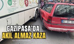 Gazipaşa’da kaza: Halk otobüsü ile otomobil çarpıştı