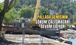 Fırtınada ikiye bölünen Pallada  Gemisi'nin  söküm işlemleri sürüyor