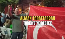 Türkiye'yi destekleyen Alman taraftardan bozkurt işareti