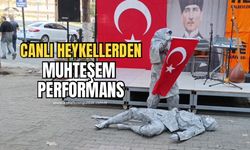 İzmir’den gelen canlı heykellerden muhteşem performans