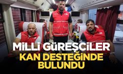 Milli güreşçiler, genç sporcularla buluşup kan bağışladı