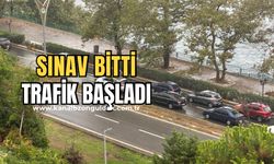 Sınavın bitmesi ile birlikte trafik kilitlendi