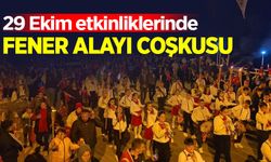 Cumhuriyet Bayramı'nda fener alayı coşkusu