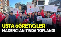 Usta Öğreticiler madenci anıtından seslendi:”Usta Öğreticiler sahipsiz bırakıldı!”