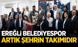 Şampiyonluk Kupası, Belediye Meclisi'nde