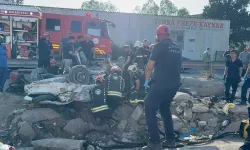 Dehşete düşüren kaza: 5 kişi hayatını kaybetti