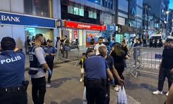Yürüyüşte olay: Tabanca ile girmeye çalıştı!