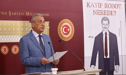 CHP'li Öztürkmen'den Osman Gökçek'e: "Şov yapacağına yanıt ver: Babanın milyonluk kayıp robotu nerede?