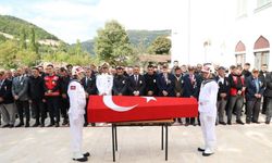Vali Hacıbektaşoğlu, Kıbrıs Gazisi Hüseyin Akçan’ın cenaze törenine katıldı