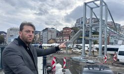 Asansör ve yürüyen merdiven yapılmazsa, üst geçit sadece demir yığınıdır!