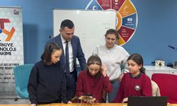 Gençler Enerjinin Geleceğini Enerji Atölyesi’nde Keşfediyor