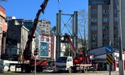 Zonguldak'ta İkinci Üst Geçitte Montaj Çalışmaları Başladı