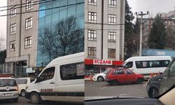 Zonguldak’ta cumartesi trafiği yine kilitlendi: Dolmuşlar güzergâh dışına çıktı