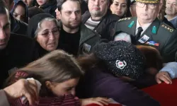 İzmir şehidine ağladı! Pilot Binbaşı İbrahim Bolat gözyaşlarıyla toprağa verildi