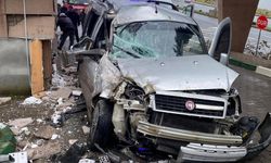 Esenköy'de korkunç kaza: Araç kullanılamaz hale geldi!