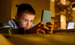 15 yaş altına sosyal medya yasağı geliyor