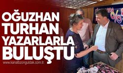 Oğuzhan Turhan kitap fuarında ki yazarları ziyaret etti