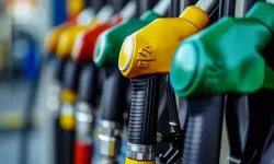 Yola çıkacaklara müjdeli haber: Benzine indirim geliyor