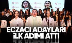 Geleceğin Eczacıları Meslek Yolculuğuna İlk Adımını Attı