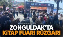 Gençlerin favori yazarları izdiham yarattı!