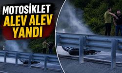Zonguldak-Ereğli yolunda motosiklet bir anda alev aldı
