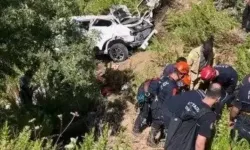 Katliam gibi kaza! Otomobil 400 metrelik uçurumdan yuvarlandı: 5 kişi can verdi