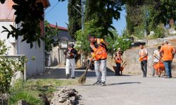 Zonguldak Belediyesi Tepebaşı Mahallesi Rüzgarlı Caddesi'nde temizlik çalışması yürüttü