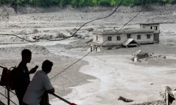 Yüzlerce kişi ölmüştü... Baraj patladı! Halka yüksek yerlere çıkın çağrısı yapıldı