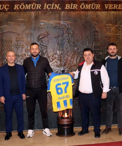 Türkiye Veteranlar Futbol Şampiyonası’na Katılacaklar