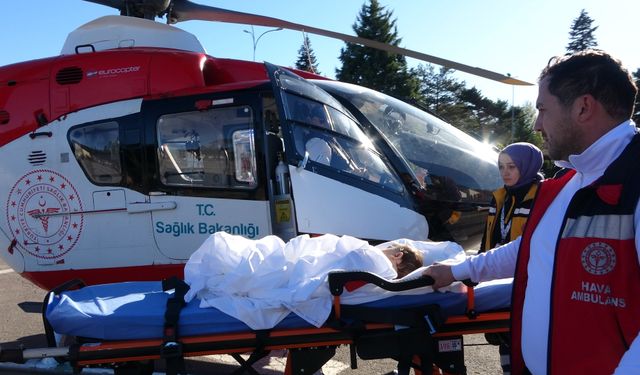 Üzerine çaydanlık devrilen bebek hava ambulansı ile Ankara'ya götürüldü