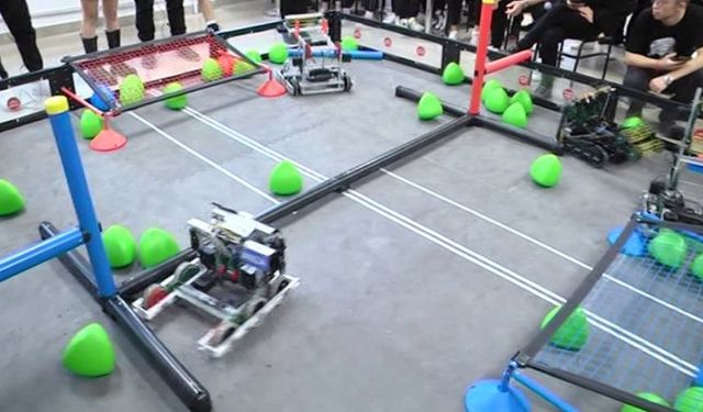 VEX Robotik Competition Ankara Turnuvası Başkent Üniversitesi Ev Sahipliğinde Gerçekleşiyor