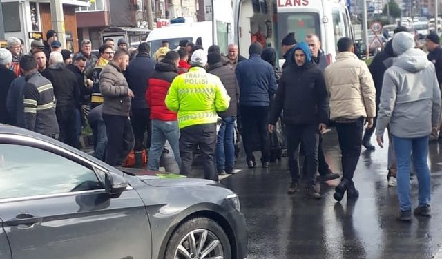 Karşıdan karşıya geçen kadına otomobil çarptı: 1 yaralı