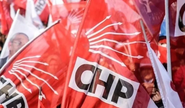 Şok gelişme:CHP Meclis üye listesinden 3 kişi istifa etti!