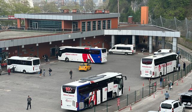 Terminalde bayram yoğunluğu: En çok İstanbul’a ek sefer!