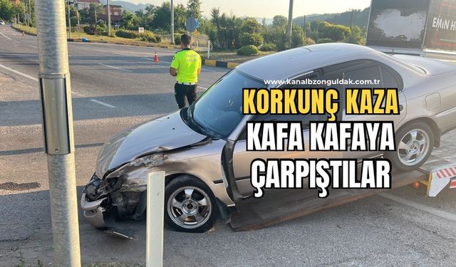 Feci kaza:  İki  otomobil kafa kafaya çarpıştı