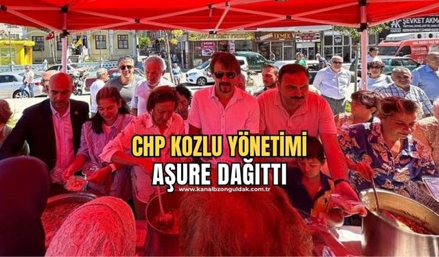 CHP İlçe Yönetimi Kozlu'da aşure dağıttı