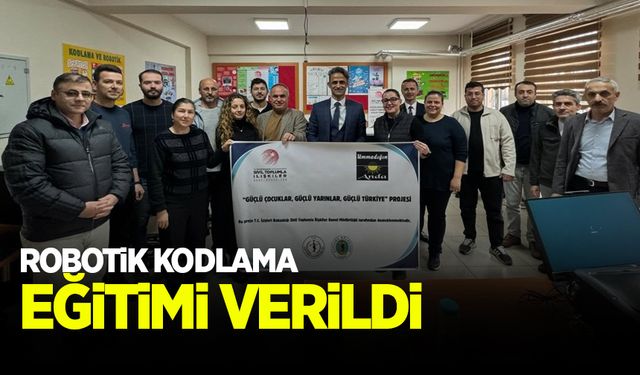 Çaycuma’da robotik kodlama eğitici eğitimi düzenlendi