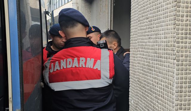 İki kardeş ve babaannelerinin öldürülmesinde sanık hakim karşısında: “Kurtulmak için bıçakladım”