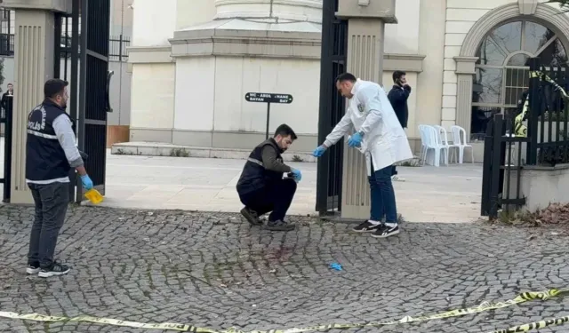 Annesinin cenazesinde kardeşini öldürdü! Miras tartışması kanlı bitti