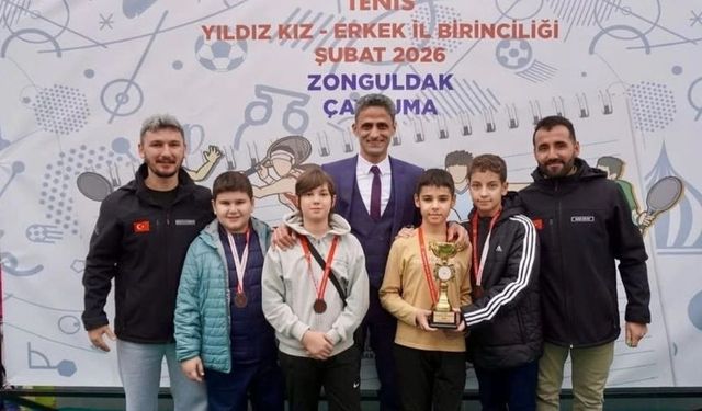 Çaycuma’da Yıldızlar Tenis İl Birinciliği Tamamlandı