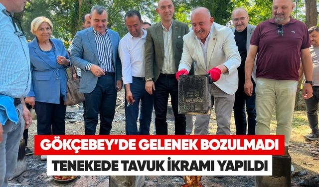 Gökçebey’de Gelenek Bozulmadı: Tenekede tavuk ikramı yapıldı