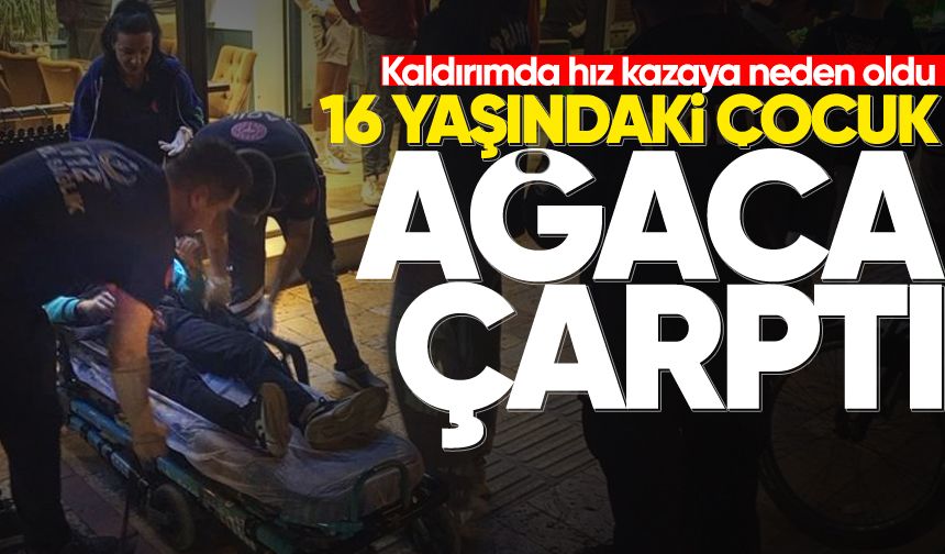 Kaldırımda hız kazaya neden oldu: 16 yaşındaki çocuk ağaca çarptı!
