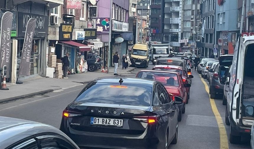 Zonguldak'ta trafik çilesi bitmek bilmiyor