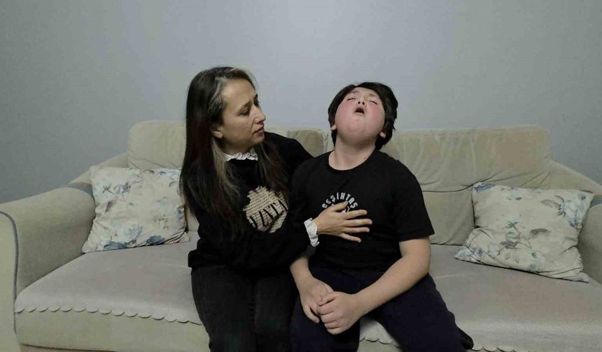 12 yaşındaki çocuk 8 yıldır öksürüyor