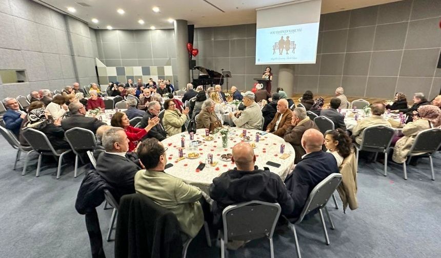 Çaycuma'da zaman meydan okuyan sevgiler 14 Şubatta buluştu