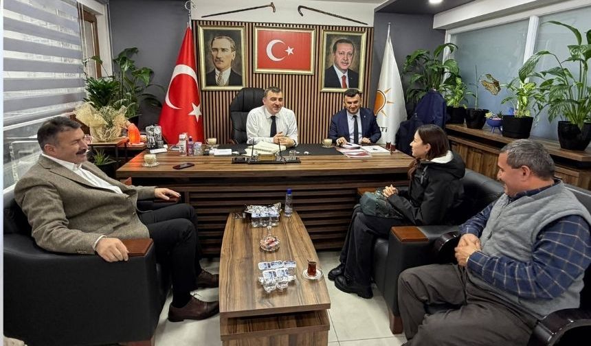 Milletvekili Çolakoğlu Devrek Belediye Başkanı Ulupınar ile vatandaşla buluştu